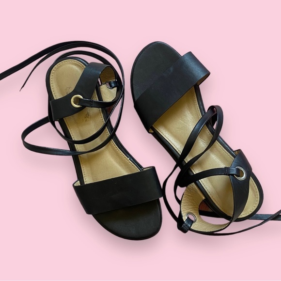 SOLD!! Black platform chunky lace up sandals - Picture 2 of 3